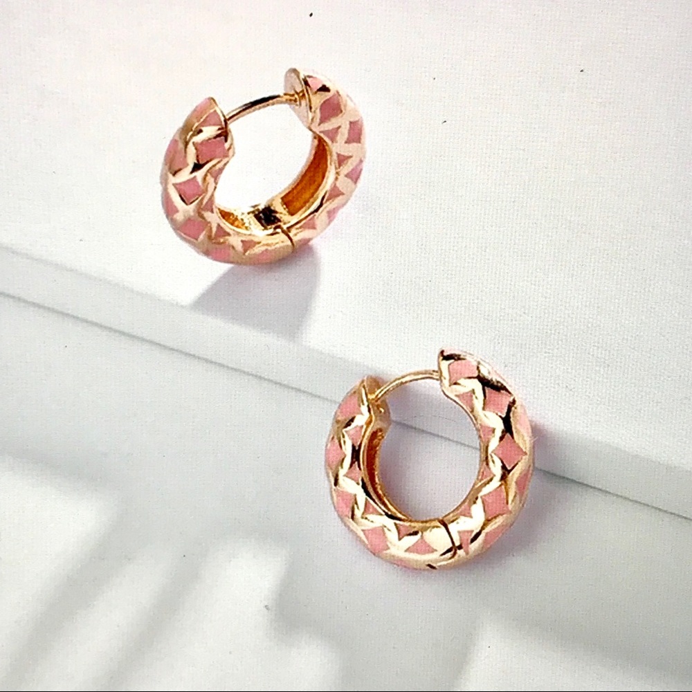 🌸Pink & Gold Enameled Huggies🌸